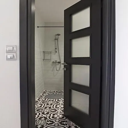 Chrysalis 2 Apartment *